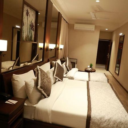 Hotel Golden Tower Near Heritage Street Amritsar Extérieur photo