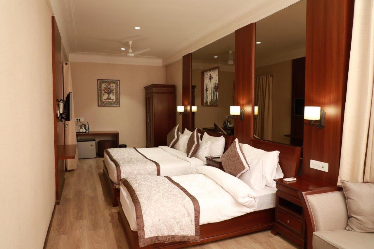 Hotel Golden Tower Near Heritage Street Amritsar Extérieur photo