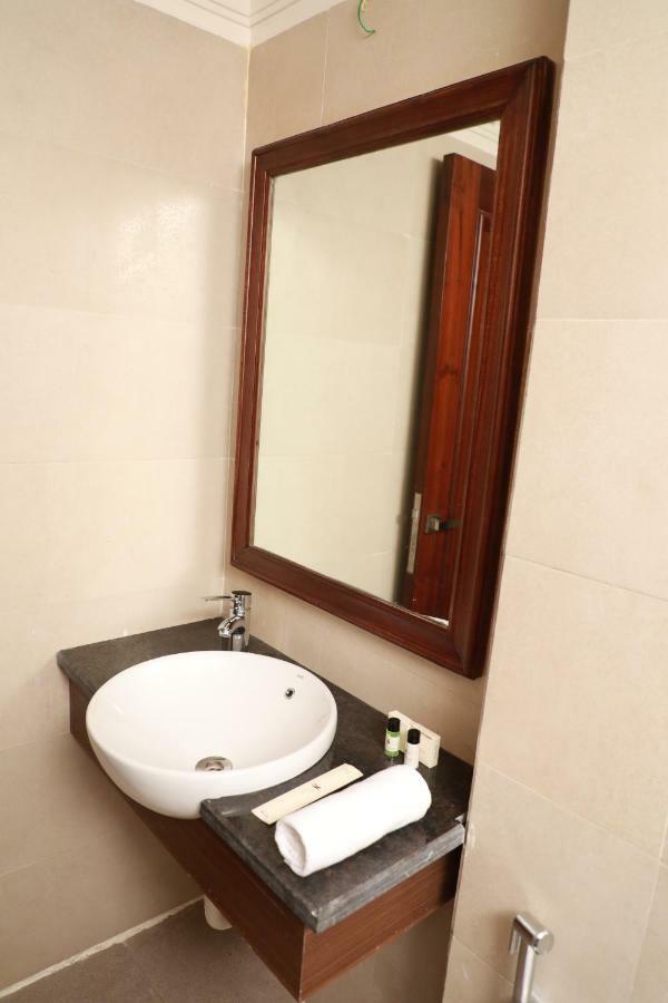 Hotel Golden Tower Near Heritage Street Amritsar Extérieur photo